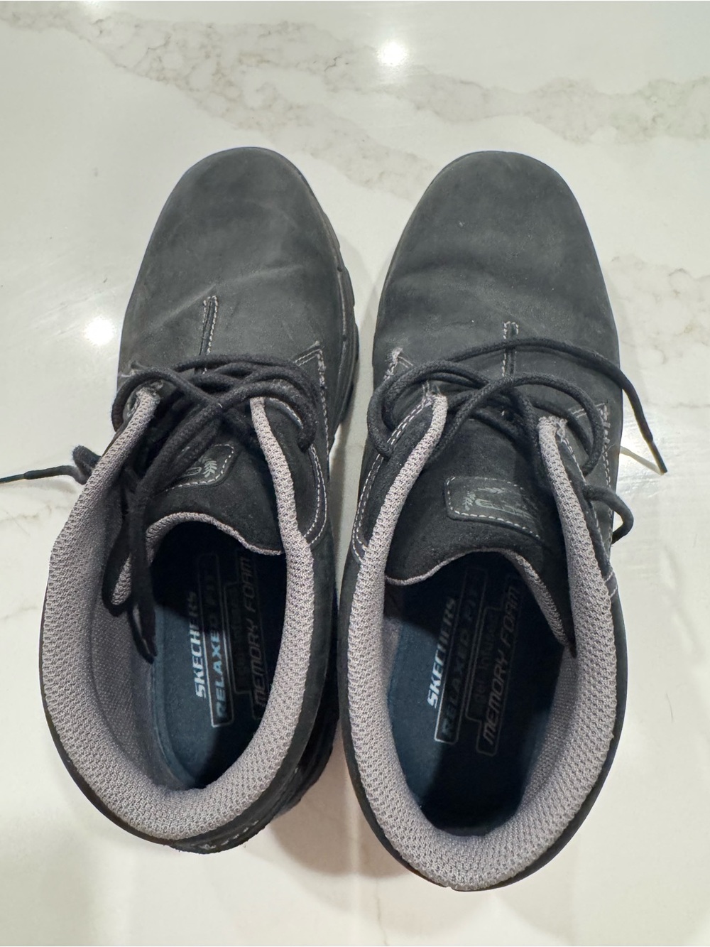 Skechers Men's Black and Gray Low-Top Lace-Up Sneakers